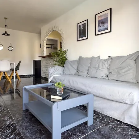 Amazing 3-bedroom Apartment. Pool And Sea View! * لوس كريستيانوس